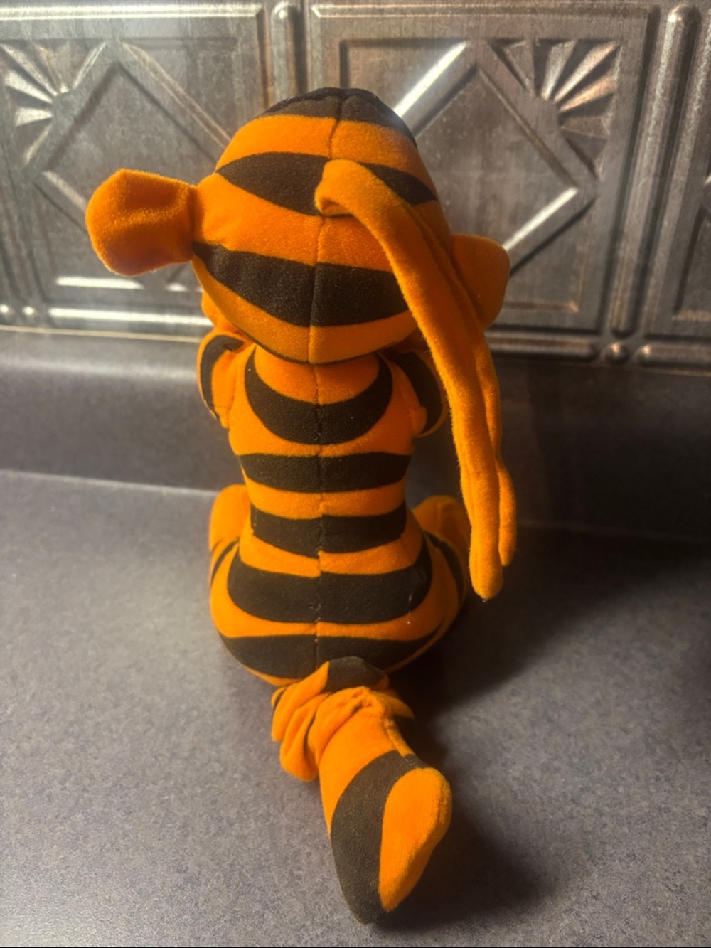 Disney 1st Years Tigger Crib Musical Plush - Picture 2 of 4